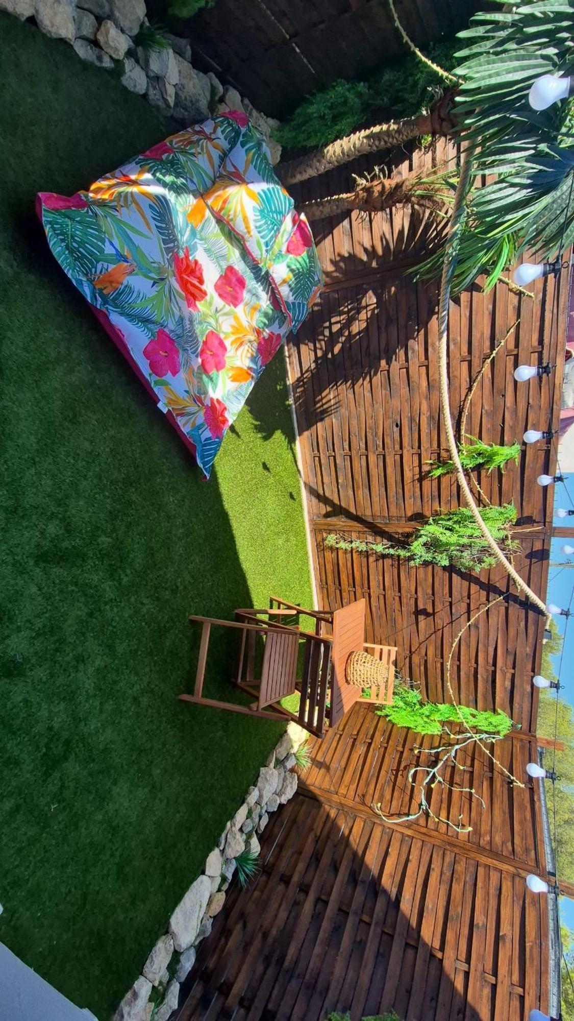 La Jungle Room Роньяк Экстерьер фото